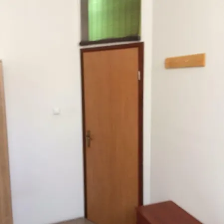 Гостьовий будинок Le Garage 2*