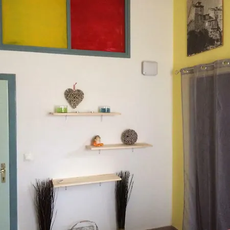 Le Garage Гостьовий будинок 2*